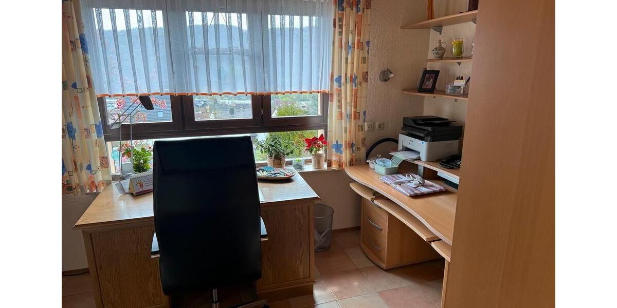 Einfamilienhaus Gemünden am Main - 5 Zimmer, 160 m&sup2;, 1.350&euro; | Angebot:26614471