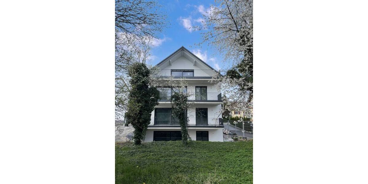 Etagenwohnung Radolfzell am Bodensee / Böhringen Böhringen - 3 Zimmer, 110 m&sup2;, 1.850&euro; | Angebot:26438462
