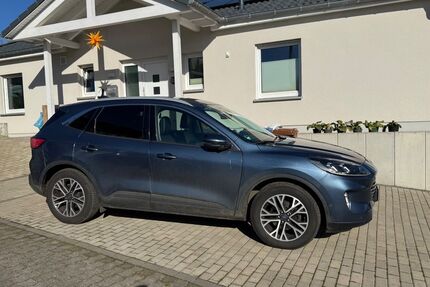 Ford Kuga 97.000 km 18.700 &euro; Hausen (Wied) - Bremscheid 53547