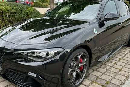 Alfa Romeo Giulia 1.300 km 84.990 € Neu-Ulm 89231