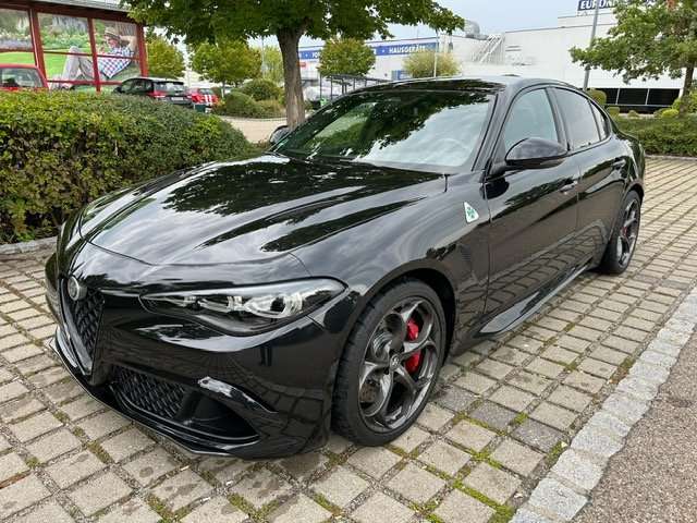 Alfa Romeo Giulia 1.300 km 84.990 € Neu-Ulm 89231