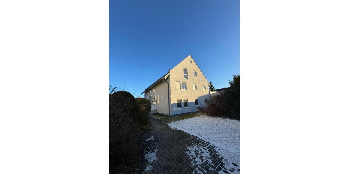 Dachgeschoßwohnung Bondorf - 2 Zimmer, 50 m&sup2;, 970&euro; | Angebot:26645498