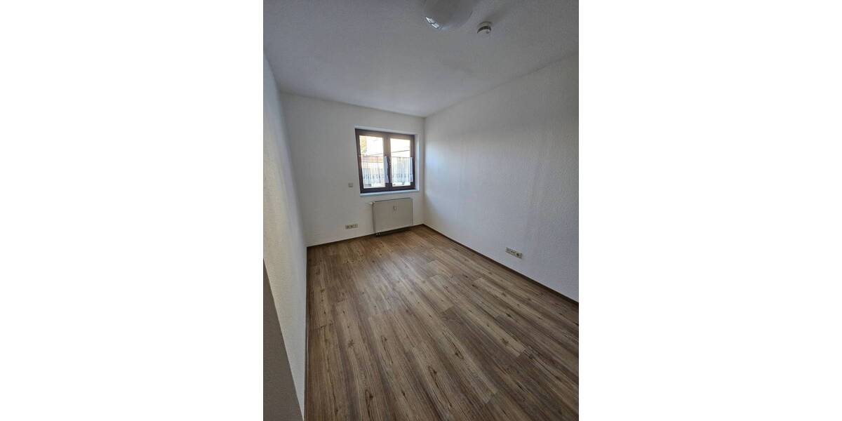 Zimmer Hartha - 195&euro; | Angebot:25688918