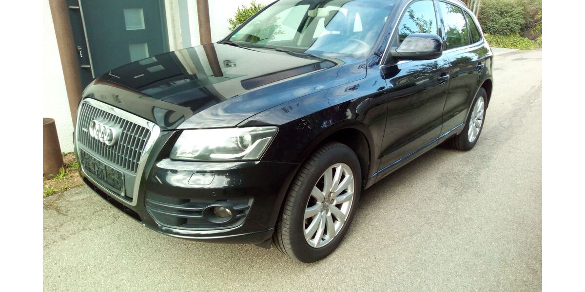 Audi Q5 158.000 km 8.990 &euro; Wald-Walbertsweiler 88639