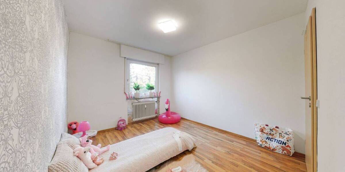 Etagenwohnung Schorndorf - 3 Zimmer, 70 m&sup2;, 197.000&euro; | Angebot:25987386