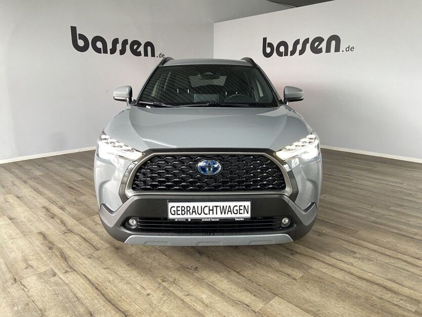 Toyota Corolla Cross 41.095 km 31.990 € Rotenburg 27356