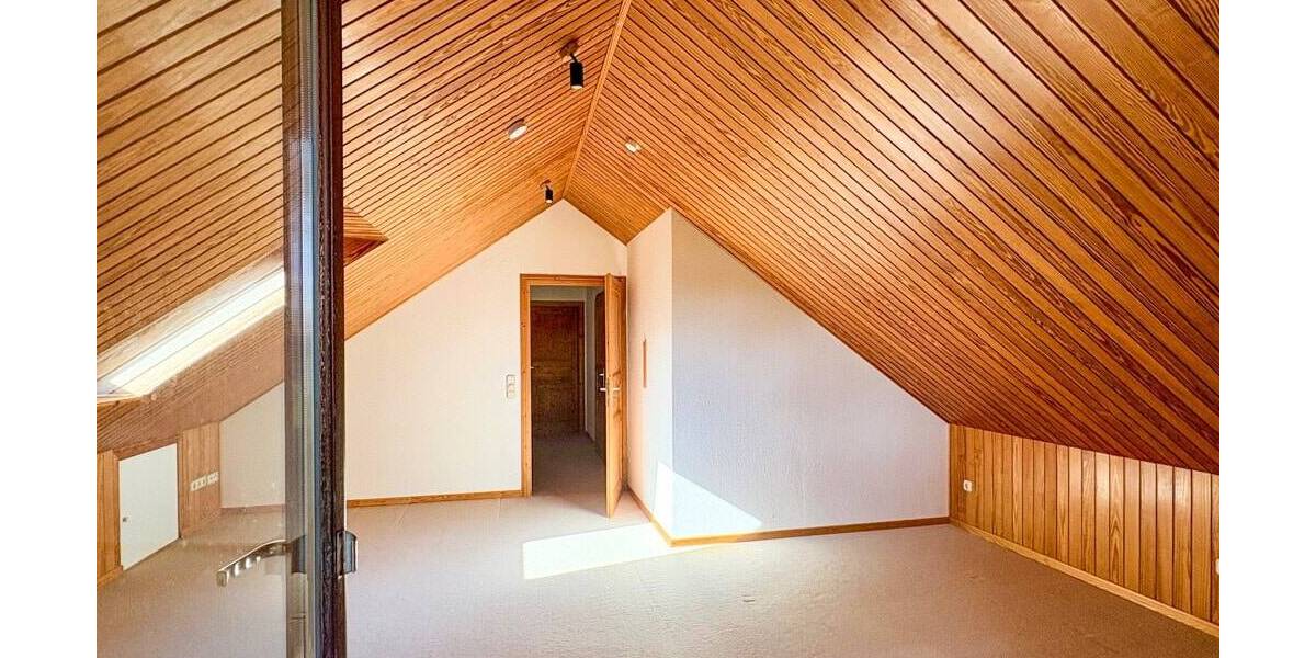 Einfamilienhaus Garding - 7 Zimmer, 164 m&sup2;, 325.000&euro; | Angebot:26450270