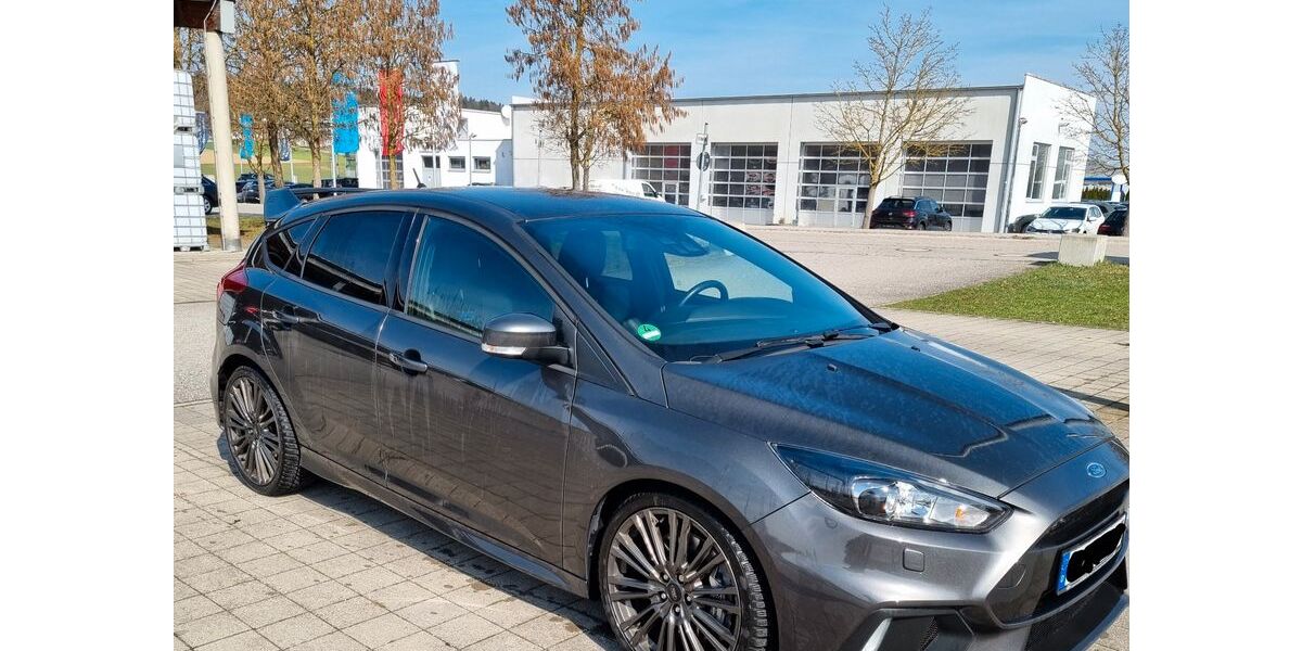Ford Focus 128.561 km 21.199 &euro; Burghausen 84489