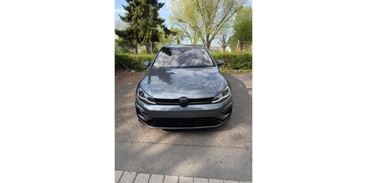 VW Golf 46.000 km 33.500 &euro; Schöneck 61137