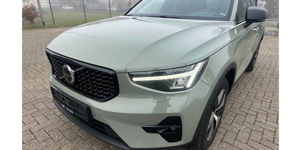 Volvo XC40 99.000 km 24.999 &euro; würselen 52146