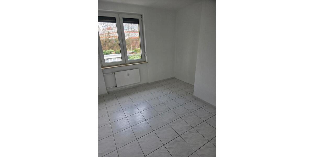 Etagenwohnung Aschaffenburg Damm - 4 Zimmer, 101 m&sup2;, 335.000&euro; | Angebot:26327225