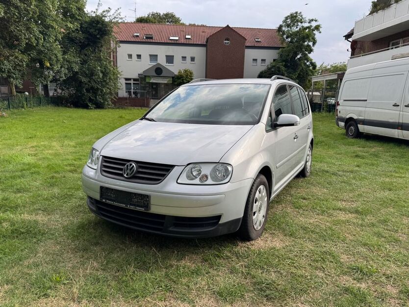 VW Touran 169.000 km 4.900 € Beelen 48361