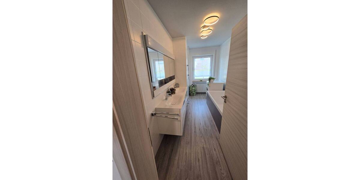 Etagenwohnung Langenzenn - 1.500&euro; | Angebot:25675761