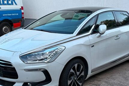Citroen DS5 173.927 km 3.700 &euro; Karlsruhe 76133