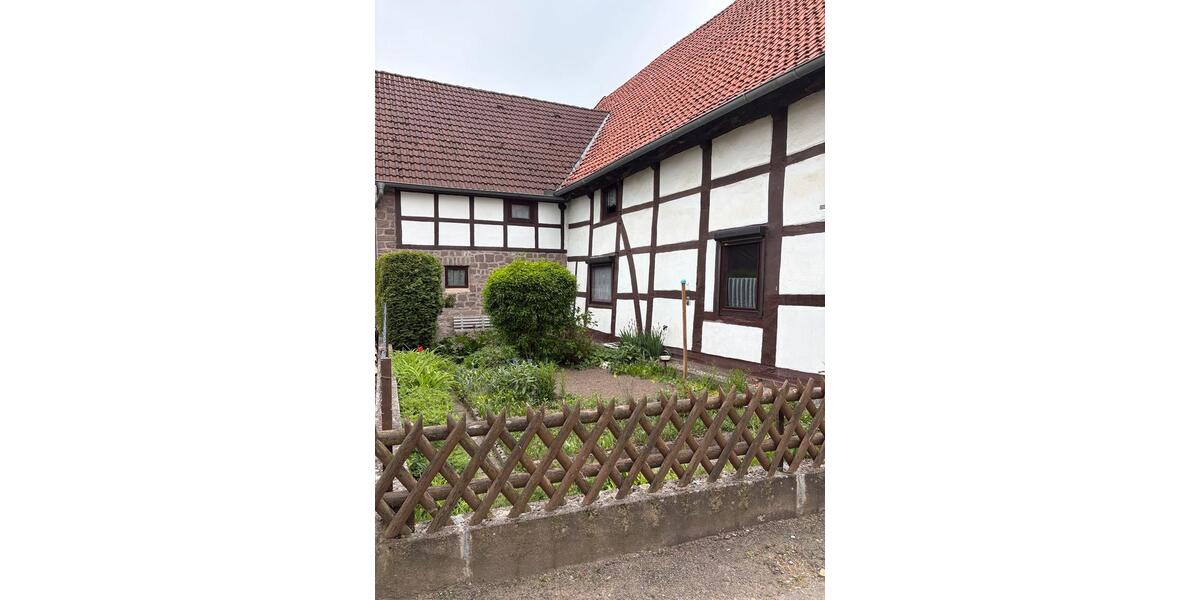Einfamilienhaus Aerzen - 7 Zimmer, 146 m&sup2;, 149.000&euro; | Angebot:26990771