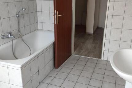 HELLE und SCHÖNE 2-Raum-Wohnung in Edersleben 2 zimmer