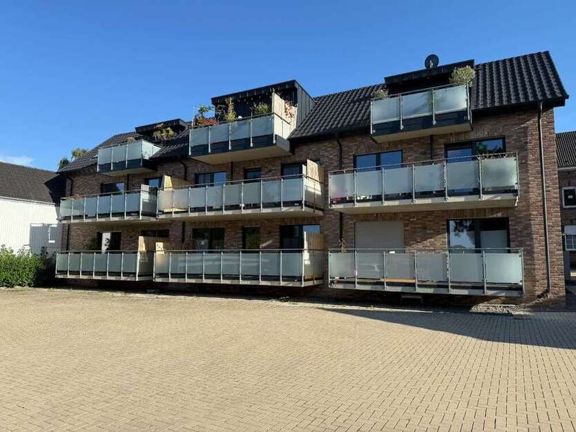 Wohnung zum Mieten in Jüchen 980 € 94 m²