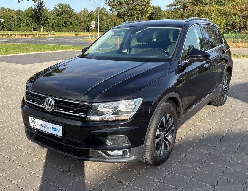 VW Tiguan 68.587 km 21.390 € Hemsbünde 27386