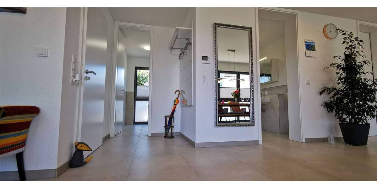 Etagenwohnung Überlingen Überlingen - 3 Zimmer, 102 m&sup2;, 3.000&euro; | Angebot:22615951