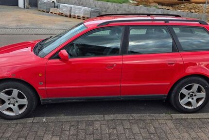 Audi A4 259.000 km 600 &euro; Großrinderfeld 97950