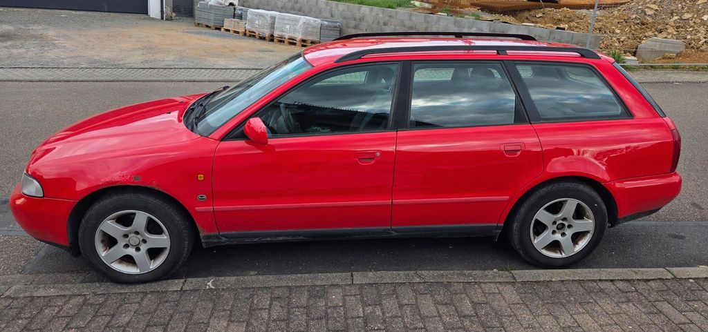 Audi A4 259.000 km 600 &euro; Großrinderfeld 97950