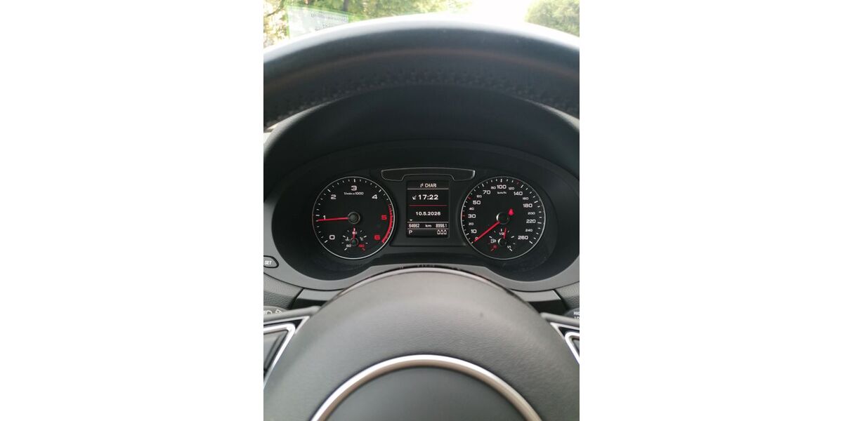 Audi Q3 64.662 km 25.900 &euro; München 81371