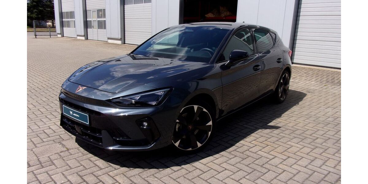 Cupra Leon 20.000 km 31.490 &euro; Ebersbach-Neugersdorf 02727