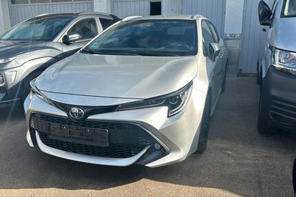 Toyota Corolla 42.000 km 18.700 € Lübeck 23539