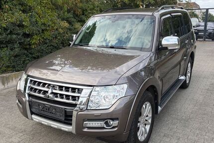 Mitsubishi Pajero 149.500 km 21.999 &euro; Berlin 13581