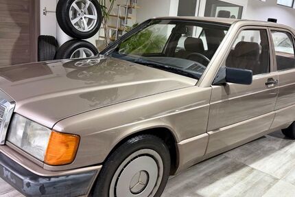 Mercedes-Benz 190 66.000 km 5.990 &euro; Merzig 66663