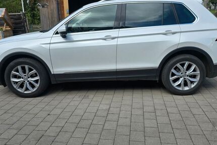 VW Tiguan 47.000 km 22.999 &euro; Landau 94405