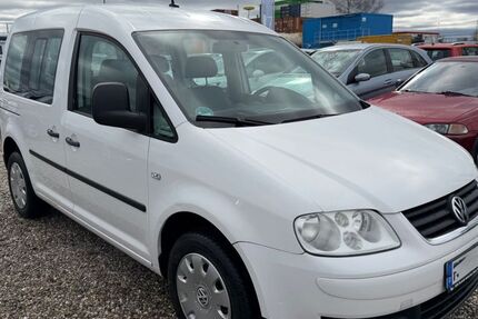 VW Caddy 129.000 km 2.499 &euro; München 81829