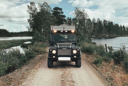 Land Rover Defender 290.000 km 31.999 € Nienhagen 18211