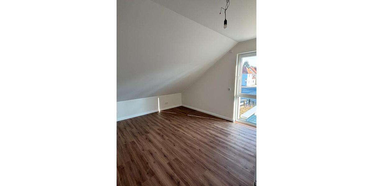 Dachgeschoßwohnung Bissendorf - 1 Zimmer, 60 m&sup2;, 900&euro; | Angebot:25402851