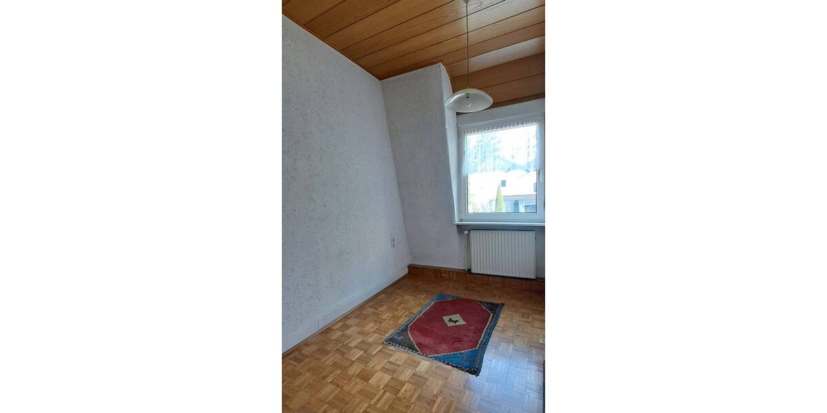 Mehrfamilienhaus, Wohnhaus Wiesloch - 6 Zimmer, 145 m&sup2;, 199.000&euro; | Angebot:26741948