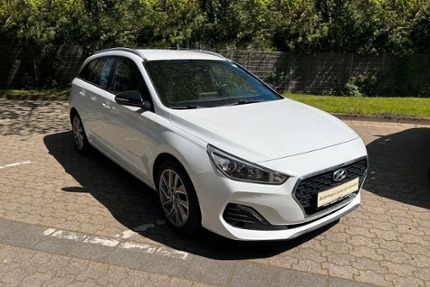 Hyundai i30 141.745 km 10.990 &euro; Euskirchen 53879