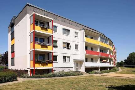 Wohnung Neubrandenburg Datzeberg - 3 Zimmer, 71 m&sup2;, 325&euro; | Angebot:26378488