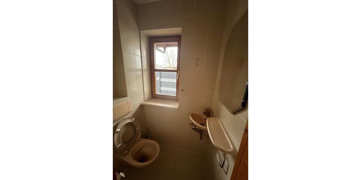 Charmante Doppelhaushälfte- ab sofort bezugsfrei! 4 zimmer