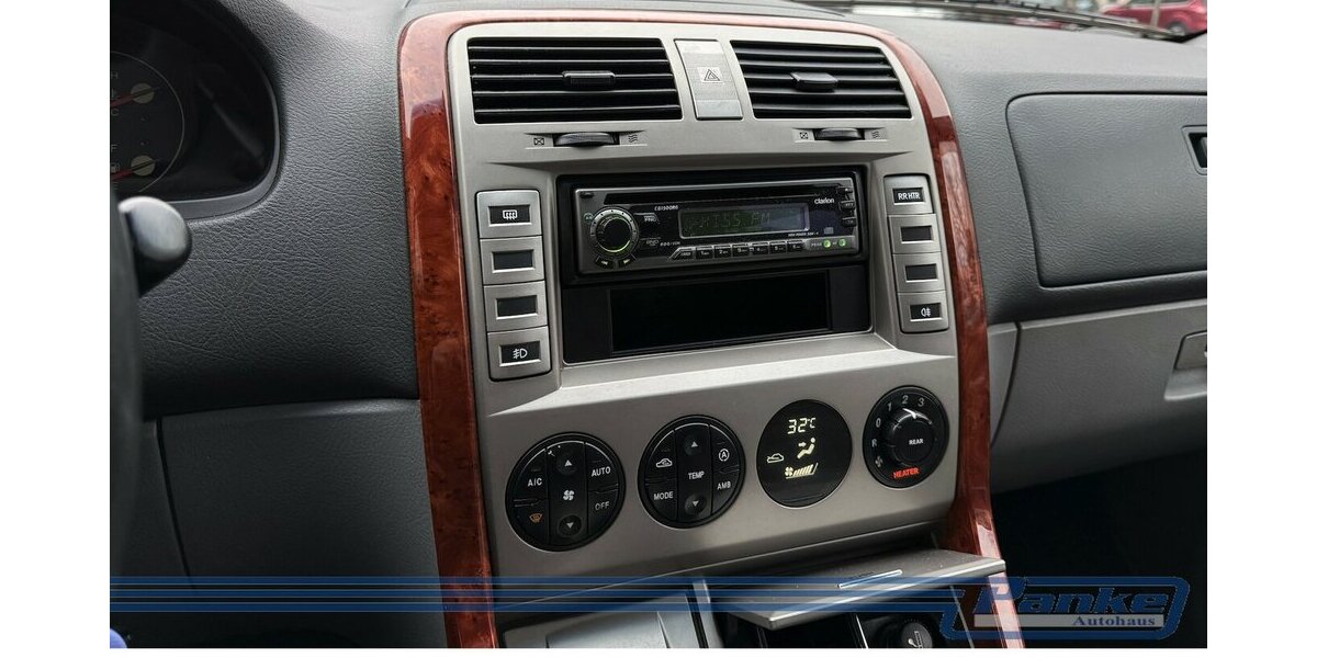 Kia Carnival 2.9 CRDi EX Aut.*6Sitz*Export*Pano*SHZ* 208.364 km 4.490 &euro; Berlin 13187