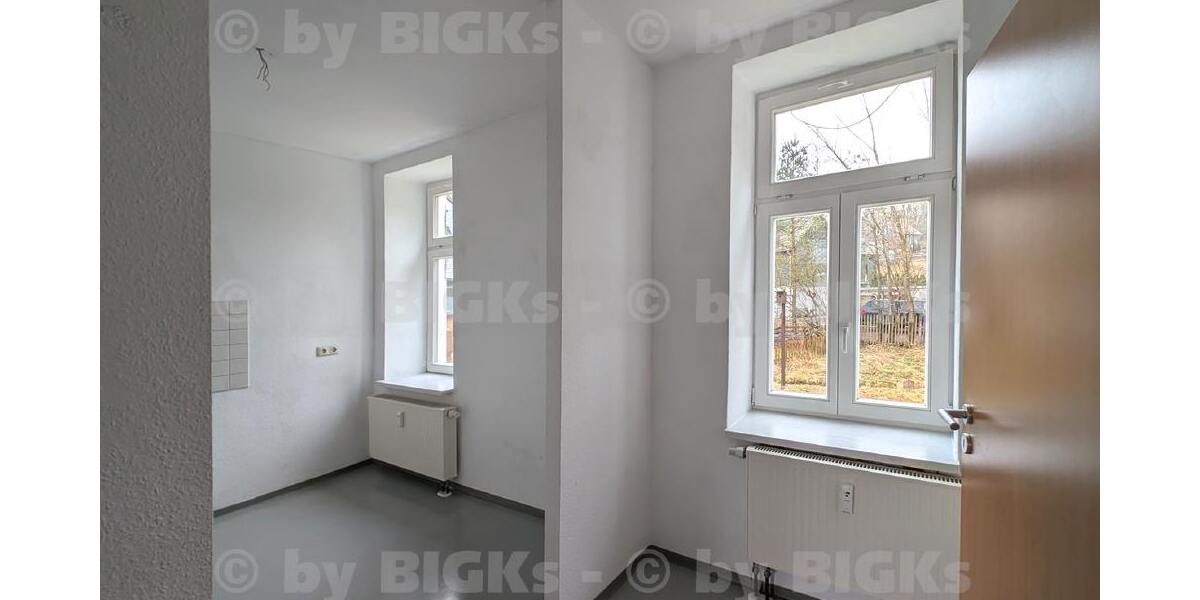BIGKs - Suhl: OT Schmiedefeld 2 Raum Wohnung, sep. Küche (-;) - 2- Suhl Schmiedefeld | Angebot:27126012