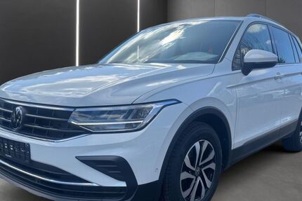 VW Tiguan 66.429 km 22.990 &euro; Warstein-Belecke 59581