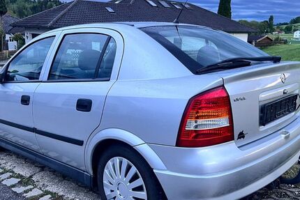 Opel Astra 144.000 km 2.990 &euro; Triftern, Furth 84371