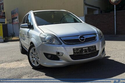 Opel Zafira Innovation*7-Sitz*Tempo*SHZ*Navi*Touch* 166.937 km 2.750 &euro; Berlin 13187