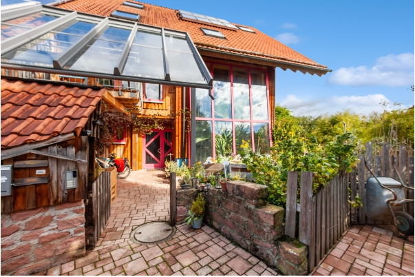 Einfamilienhaus Dieburg - 9 Zimmer, 300 m&sup2;, 729.000&euro; | Angebot:27043376