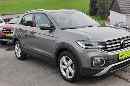 VW T-Cross 40.073 km 18.995 &euro; Halver 58553