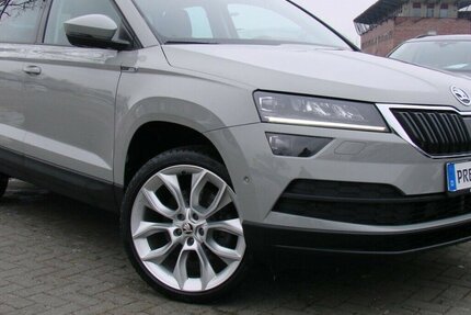 Skoda Karoq 1,5TSi Style ACC LED Kamera Family Paket II 32.882 km 25.980 &euro; Falkensee 14612