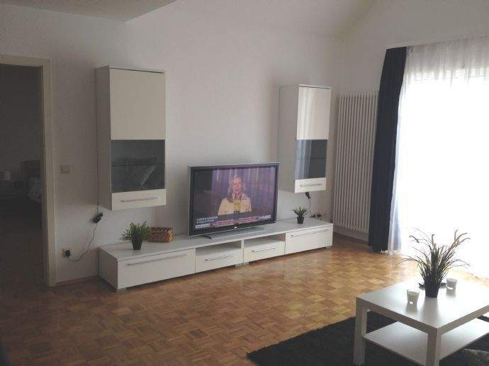Etagenwohnung Viernheim - 2 Zimmer, 80 m&sup2;, 800&euro; | Angebot:25996421