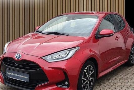Toyota Yaris 49.912 km 17.990 € Leverkusen 51381