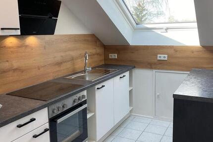 1-Zimmer-Wohnung mit Balkon und EBK in Oettingen zimmer