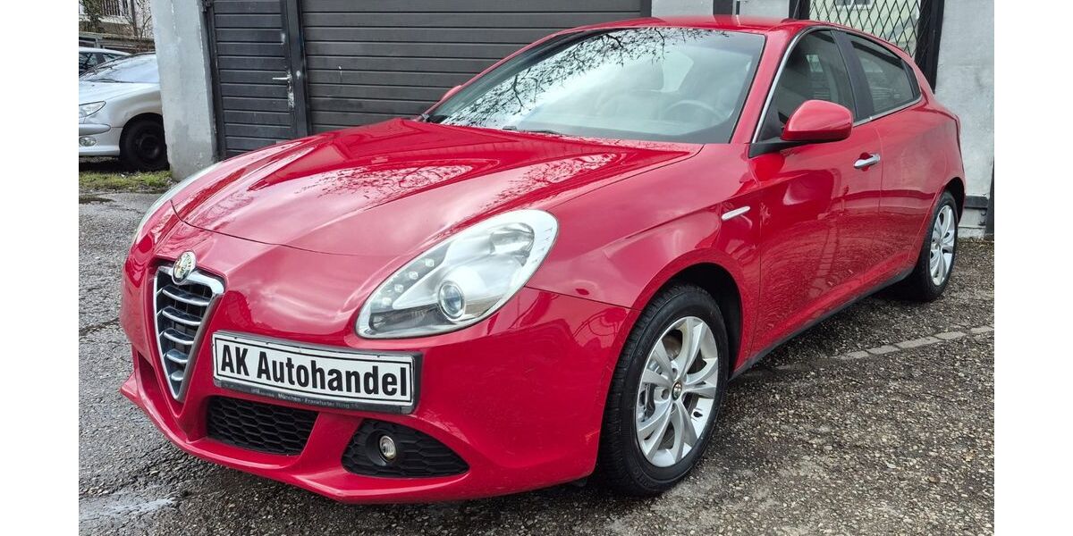 Alfa Romeo Giulietta 142.789 km 5.990 &euro; München 80809